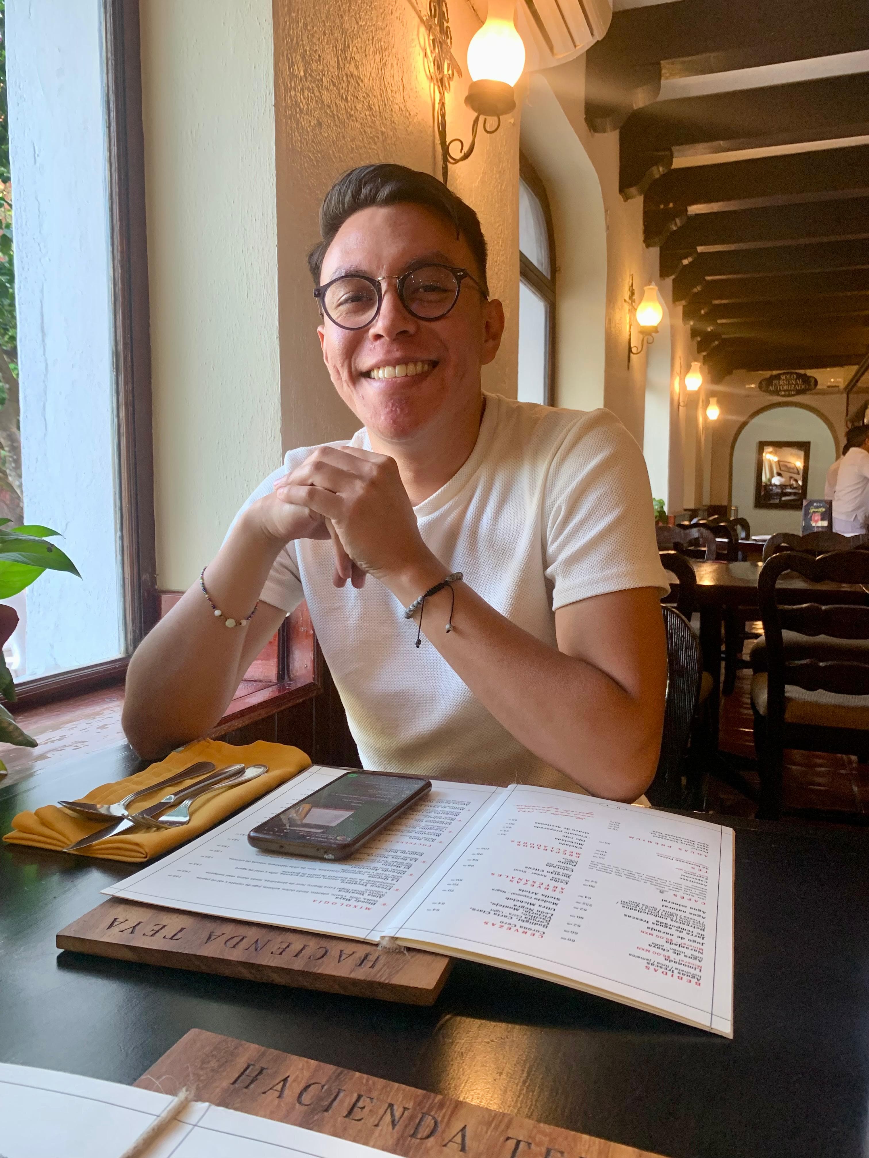 Ángel Mendoza - Desarrollador Full Stack especializado en Flutter, Node.js, Python y SQL